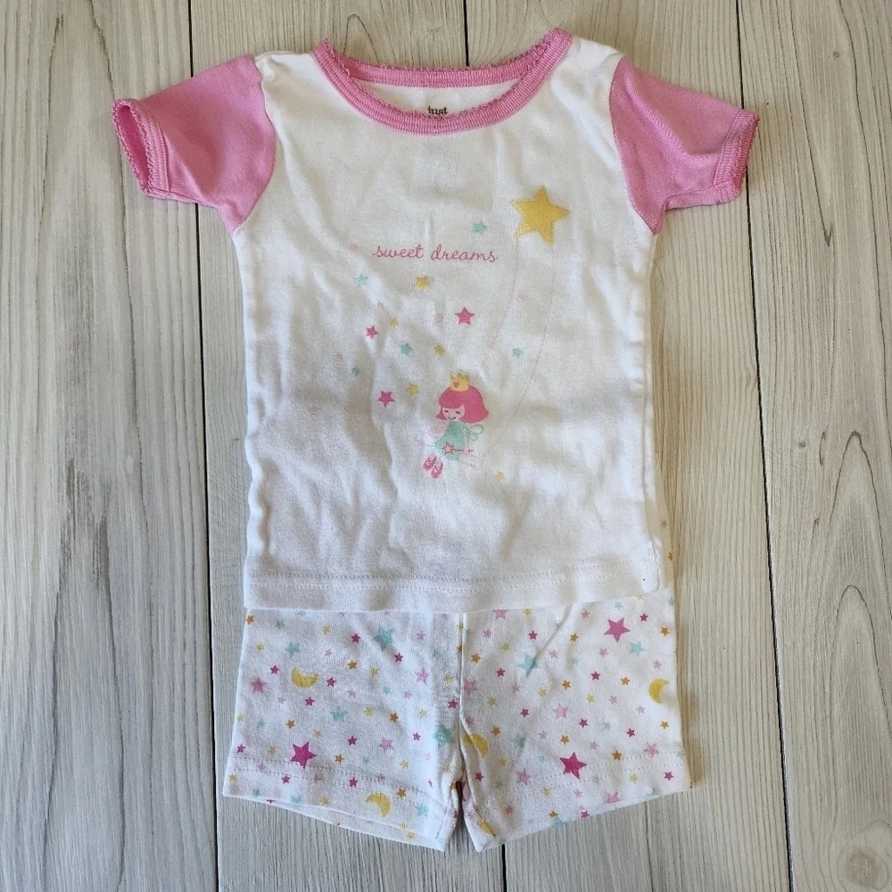 Carter's Pink and white short sleeve and shorts pajama set Size 12 mo NWOT